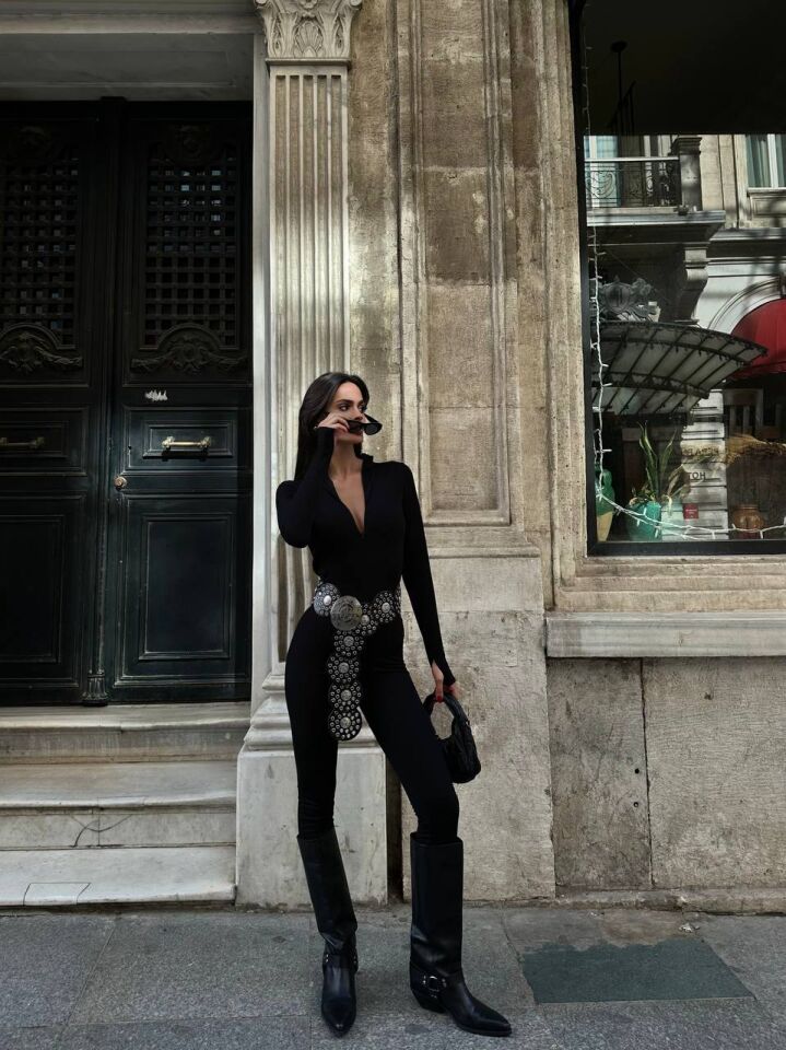 Kadın Fermuarlı Uzun Kollu Toparlayıcı Catsuit Tulum