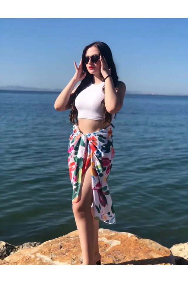 Kadın Çiçek Desenli Standart Bodrum Pareo